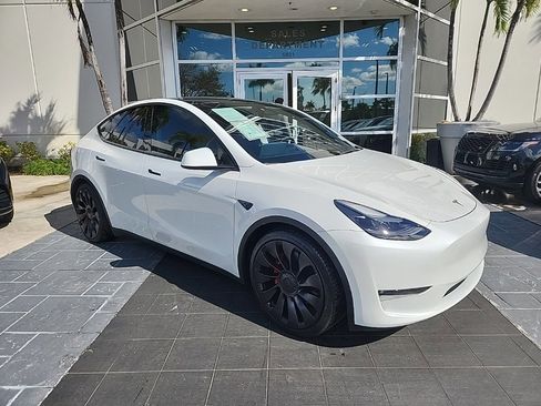 Used 2021 Tesla Model Y Performance image 2