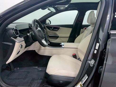 Certified 2025 Mercedes-Benz C 300 4MATIC Sedan image 8