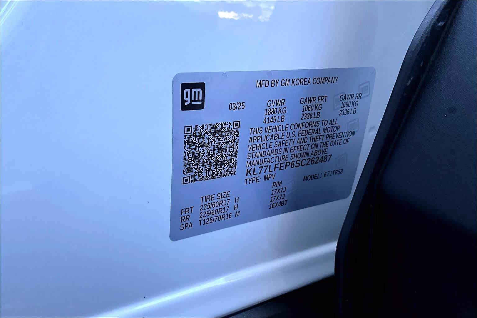 Used 2025 Chevrolet Trax LS FWD image 37