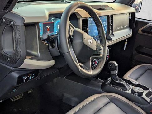 New 2026 Ford Bronco Big Bend image 3