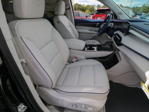 New 2026 Buick Enclave Avenir w/ Super Cruise Package image 23