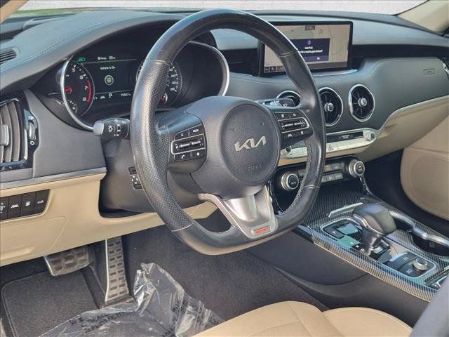 Used 2022 Kia Stinger GT2 RWD image 10