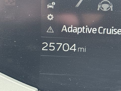 Used 2025 Toyota Prius LE FWD image 20