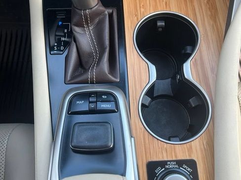 Used 2016 Lexus RX 350 AWD w/ Premium Package image 33
