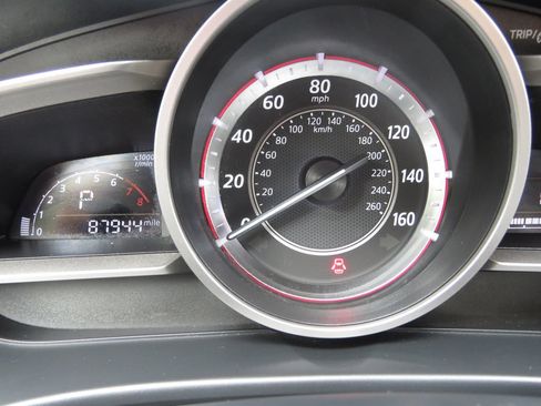 Used 2016 MAZDA MAZDA3 i Sport w/ Preferred Equipment Package FWD image 20