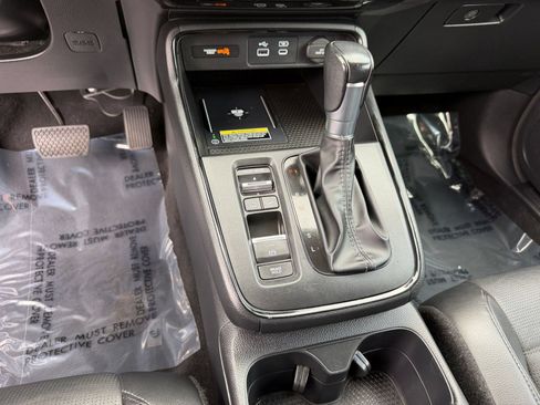 Used 2025 Honda CR-V EX-L image 15