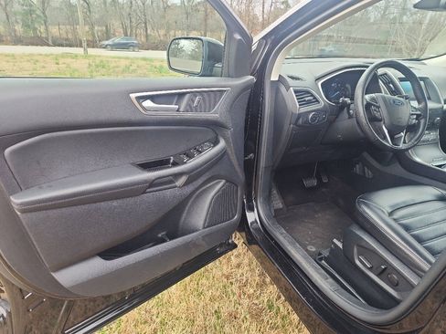 Used 2020 Ford Edge SEL FWD image 24