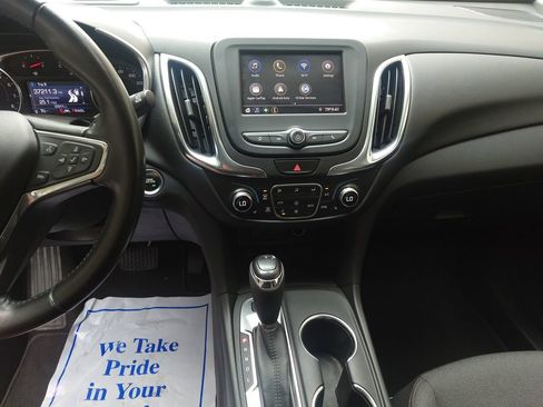 Used 2020 Chevrolet Equinox LT AWD/4WD image 18