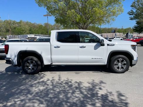 Used 2024 GMC Sierra 1500 SLT AWD/4WD image 8