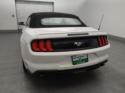 Used 2020 Ford Mustang Premium RWD image 6