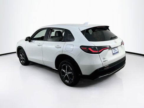 Used 2023 Honda HR-V EX-L image 7