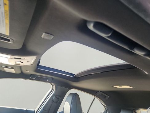 Used 2023 Lexus UX 250h F Sport image 14