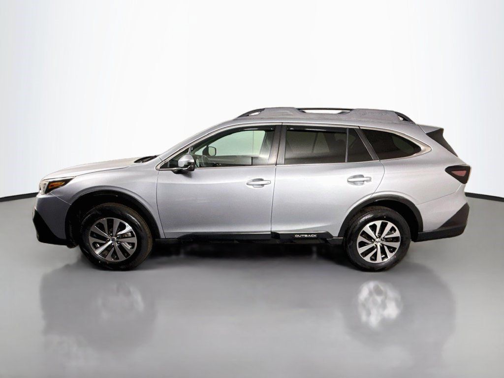 Used 2020 Subaru Outback Premium w/ Popular Package #1 AWD/4WD image 6