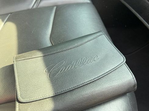 Used 2017 Cadillac Escalade ESV Premium Luxury image 21