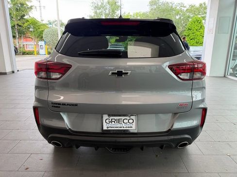 Used 2023 Chevrolet TrailBlazer RS w/ Technology Package AWD/4WD image 11