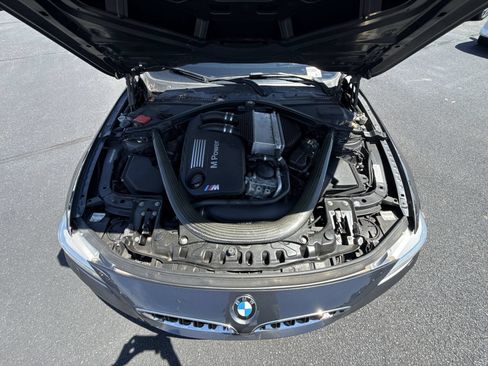 Used 2015 BMW M4 Convertible RWD image 27