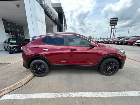 Used 2025 Buick Encore GX Sport Touring w/ Comfort Package FWD image 4