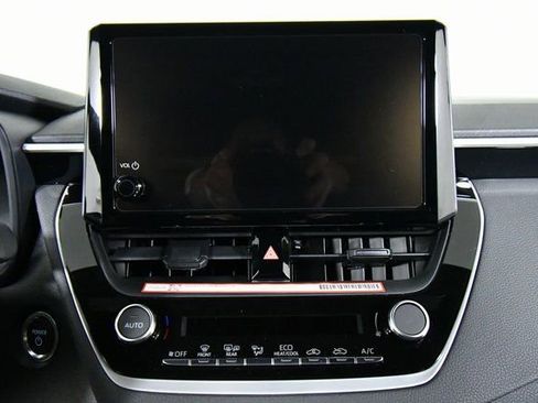 New 2026 Toyota Corolla SE image 4