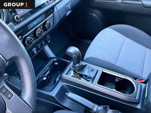 Used 2023 Toyota Tacoma TRD Off-Road AWD/4WD image 17