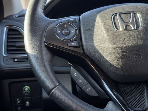 Used 2021 Honda HR-V EX-L image 22