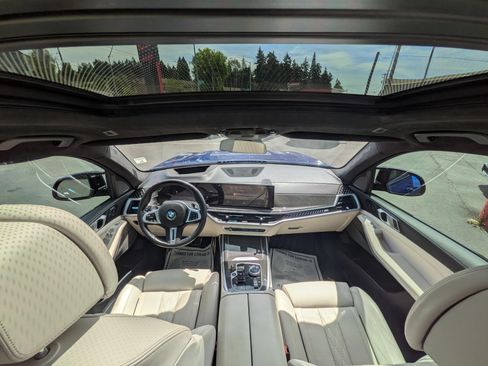 Used 2023 BMW X7 M60i w/ Executive Package AWD/4WD image 9