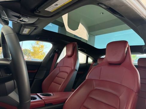 Used 2020 Porsche Taycan Turbo image 20