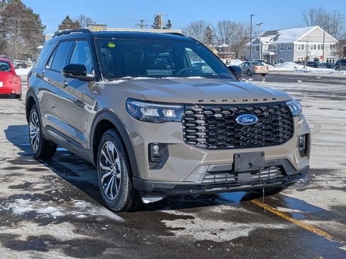New 2026 Ford Explorer ST-Line image 1