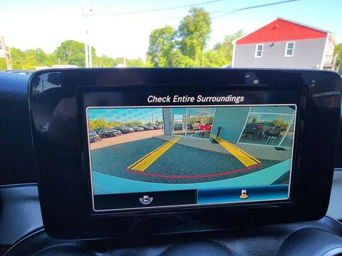 Used 2019 Mercedes-Benz C 300 4MATIC Sedan image 22