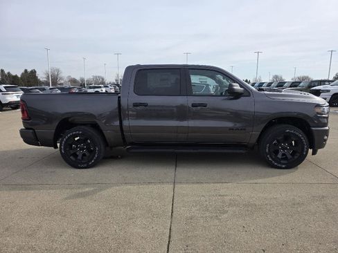 New 2026 RAM 1500 Express AWD/4WD image 11