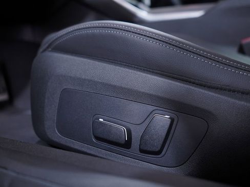 New 2025 BMW 230i Coupe w/ M Sport Package image 12