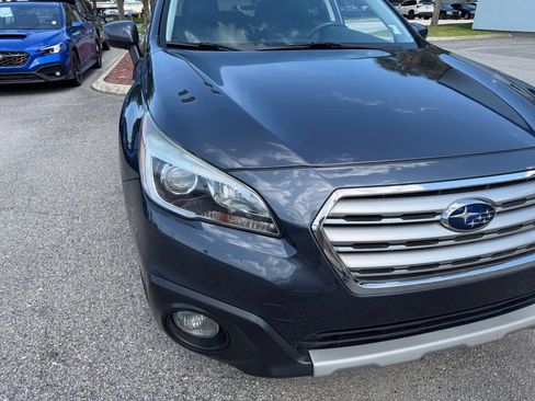 Used 2017 Subaru Outback 2.5i Limited AWD/4WD image 15