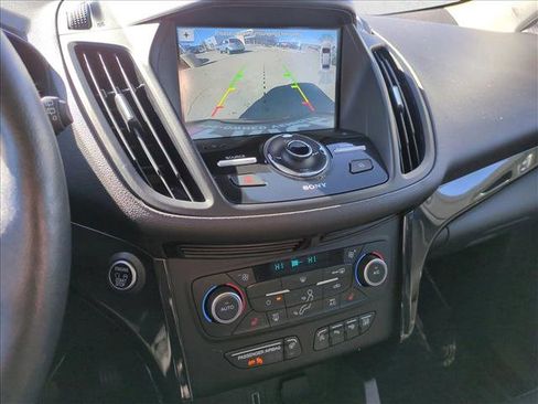 Used 2019 Ford Escape Titanium image 14