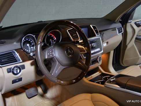 Used 2012 Mercedes-Benz ML 350 BlueTEC 4MATIC w/ Premium 2 Pkg image 11