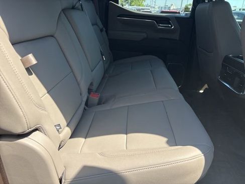 Used 2023 GMC Sierra 1500 SLT w/ SLT Premium Plus Package image 6