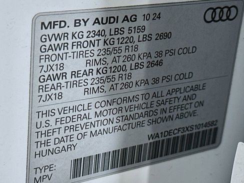 Used 2025 Audi Q3 2.0T Premium AWD/4WD image 24