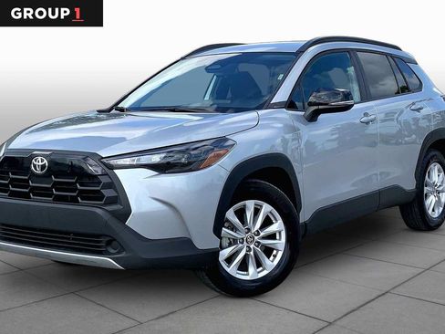 Certified 2026 Toyota Corolla Cross LE FWD image 1