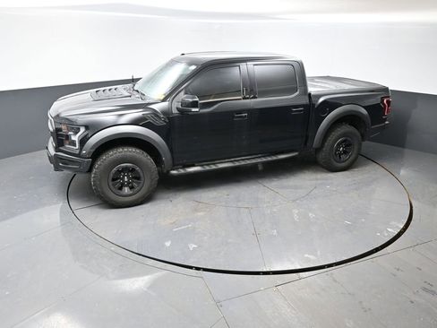 Used 2018 Ford F150 Raptor w/ Equipment Group 802A Luxury image 19