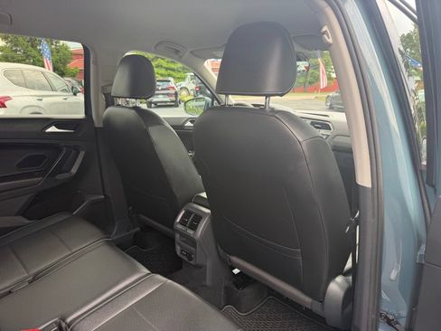 Used 2021 Volkswagen Tiguan SE FWD image 26