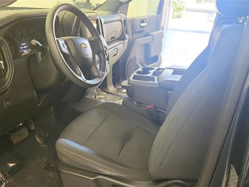 Used 2019 Chevrolet Silverado 1500 Custom w/ Custom Value Package AWD/4WD image 22