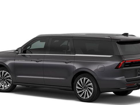 New 2026 Lincoln Navigator L Black Label AWD/4WD image 25