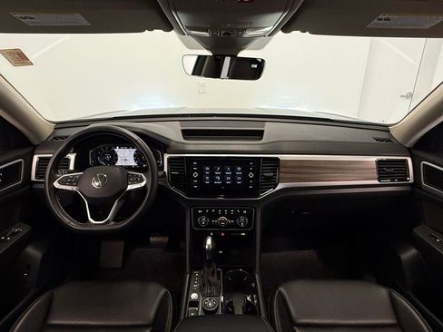 Used 2022 Volkswagen Atlas SEL image 21