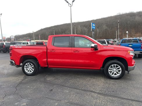 Used 2022 Chevrolet Silverado 1500 LT image 3
