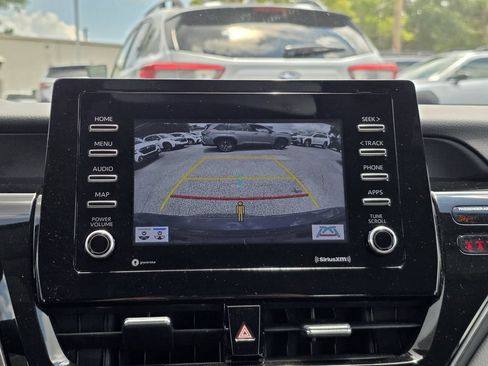 Used 2022 Toyota Camry LE w/ Convenience Package FWD image 18