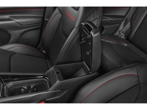 Used 2025 Jeep Compass Trailhawk AWD/4WD image 60