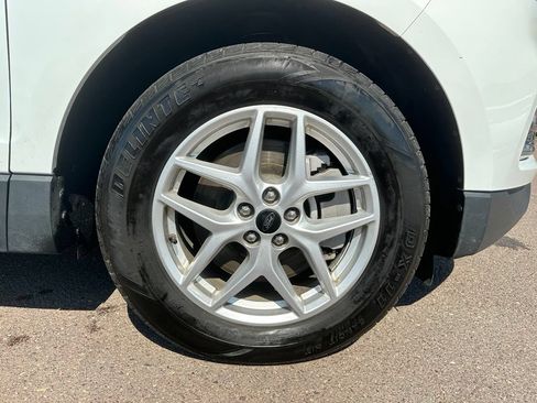 Used 2024 Ford Edge SEL AWD/4WD image 40