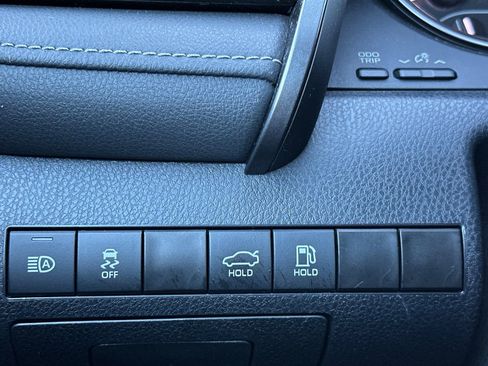 Certified 2024 Toyota Camry SE image 30