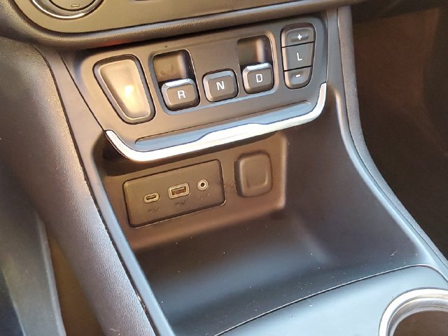 Used 2018 GMC Terrain SLE w/ Driver Convenience Package AWD/4WD image 23