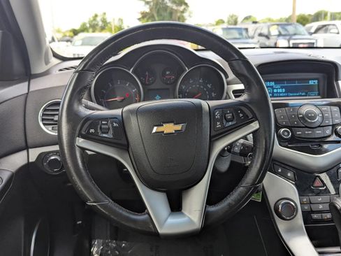 Used 2011 Chevrolet Cruze LT FWD image 16