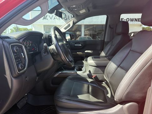 Used 2020 Chevrolet Silverado 1500 LT Trail Boss AWD/4WD image 16