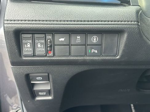 Used 2024 Honda Odyssey Touring image 15